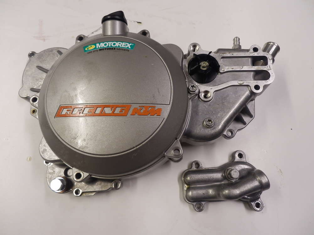 Ktm Protezione Coperchio Pompa Acqua 250 350 Sx-f 11/15 Ktm Protezione Coperchio Pompa Acqua 250 350 Sx-f 11/15
